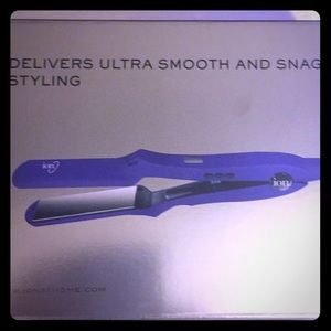 ion Gator Styling Iron 1 1/4”